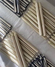 Load image into Gallery viewer, Taupe Abstract Drip Candle Set