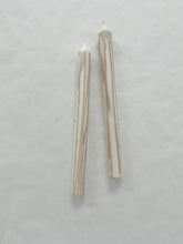 Load image into Gallery viewer, Taupe Abstract Drip Candle Set
