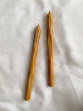 Load image into Gallery viewer, Hand Carved Toffee Candlesticks Set
